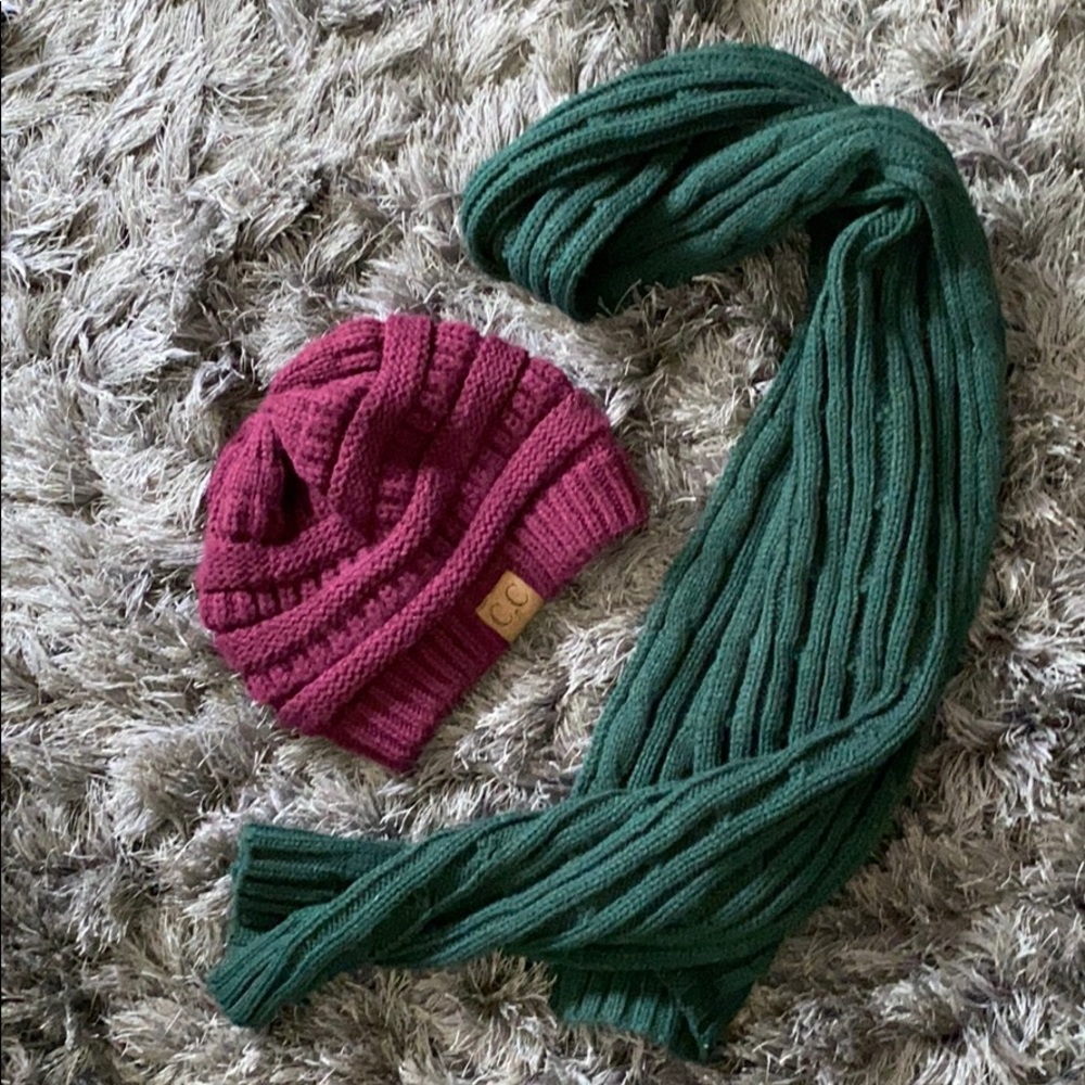 Knits! Hat & scarf.